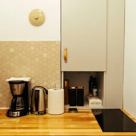 Location - Queen Elizabeth Flat *