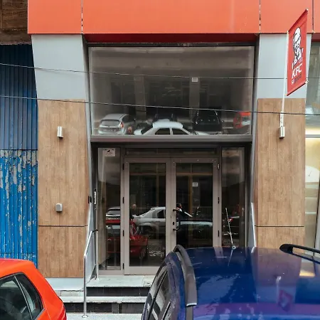 Location - Queen Elizabeth Flat Apartment *