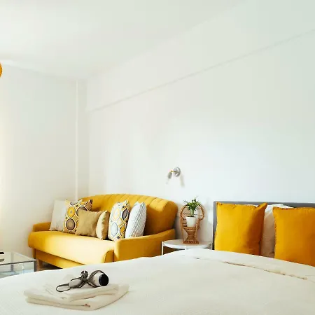 Location - Queen Elizabeth Flat Bucareste