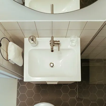 Location - Queen Elizabeth Flat